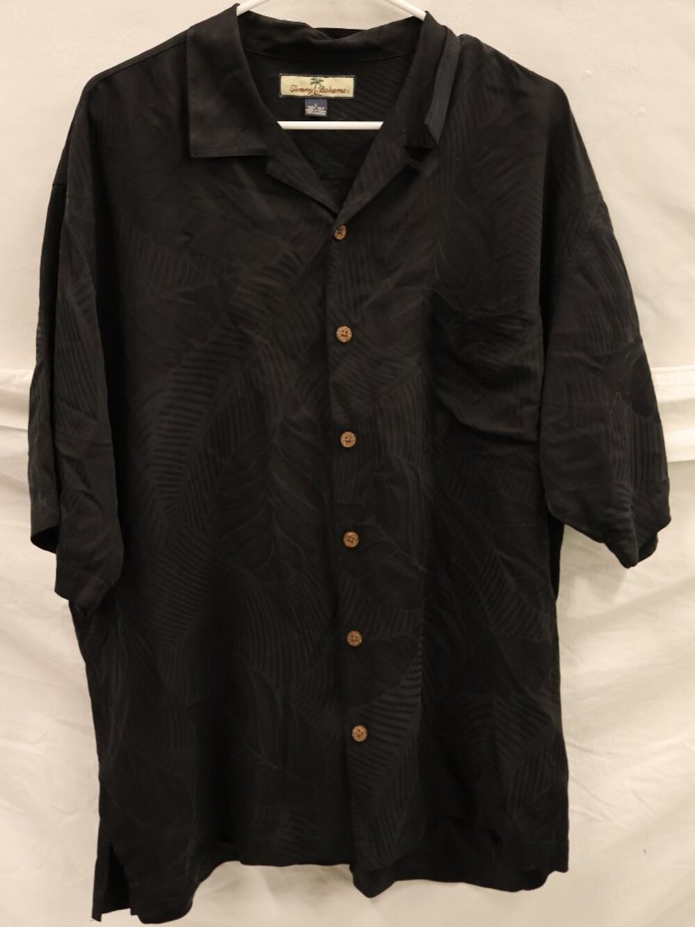 Tommy Bahama Silk Button Up Shirt Men's Short Sleeve Sz XL Hawaiian Leaves